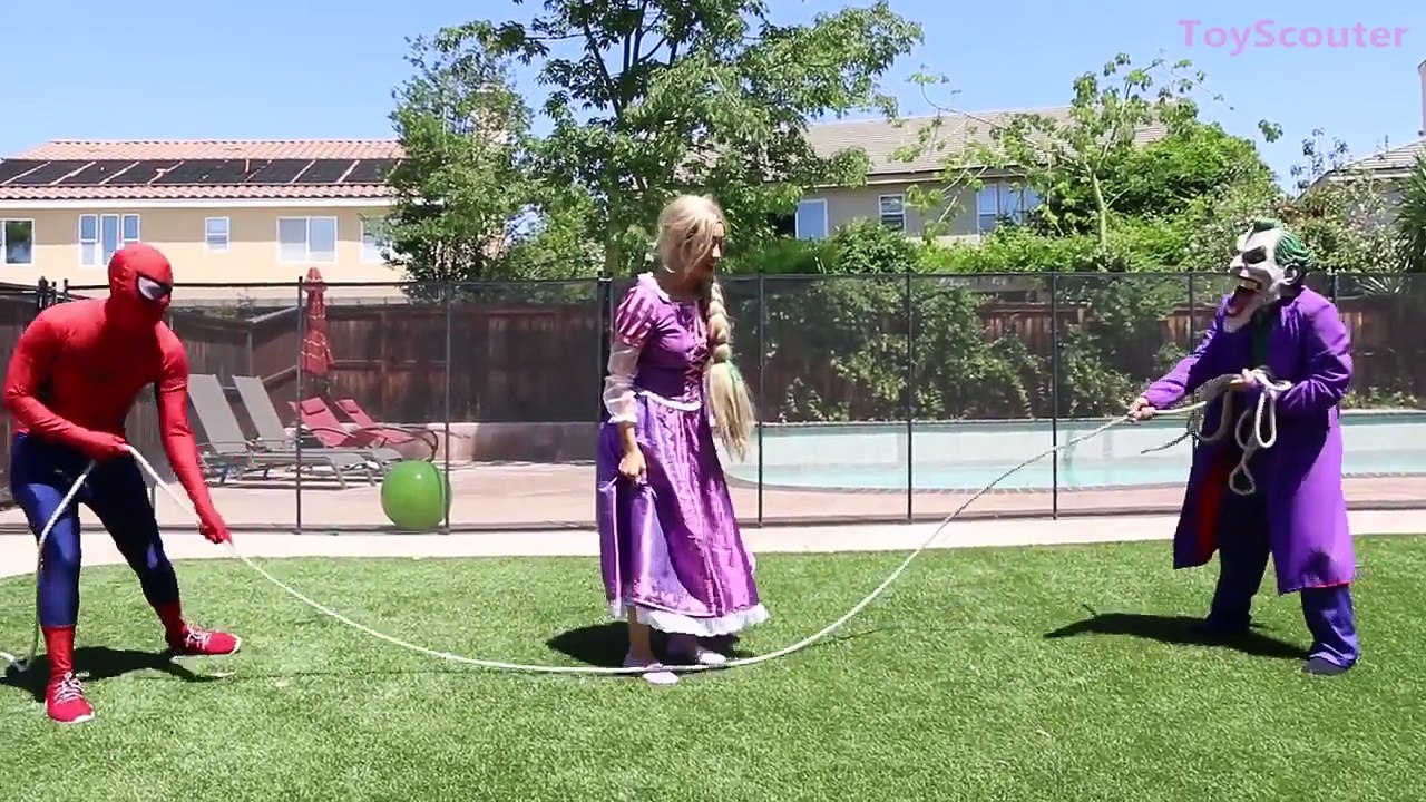 Princess Rapunzel vs GIANT LOLLIPOP Finger Family! Learn Colors w/ Spiderman & Hulk in Rea