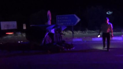 Yolcu Otobüsü Otomobili Ortadan İkiye Böldü: 2 Ölü