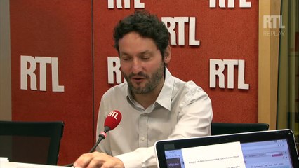 Portrait officiel : "Macron nous inflige une ribambelles de symboles avec sa photo"