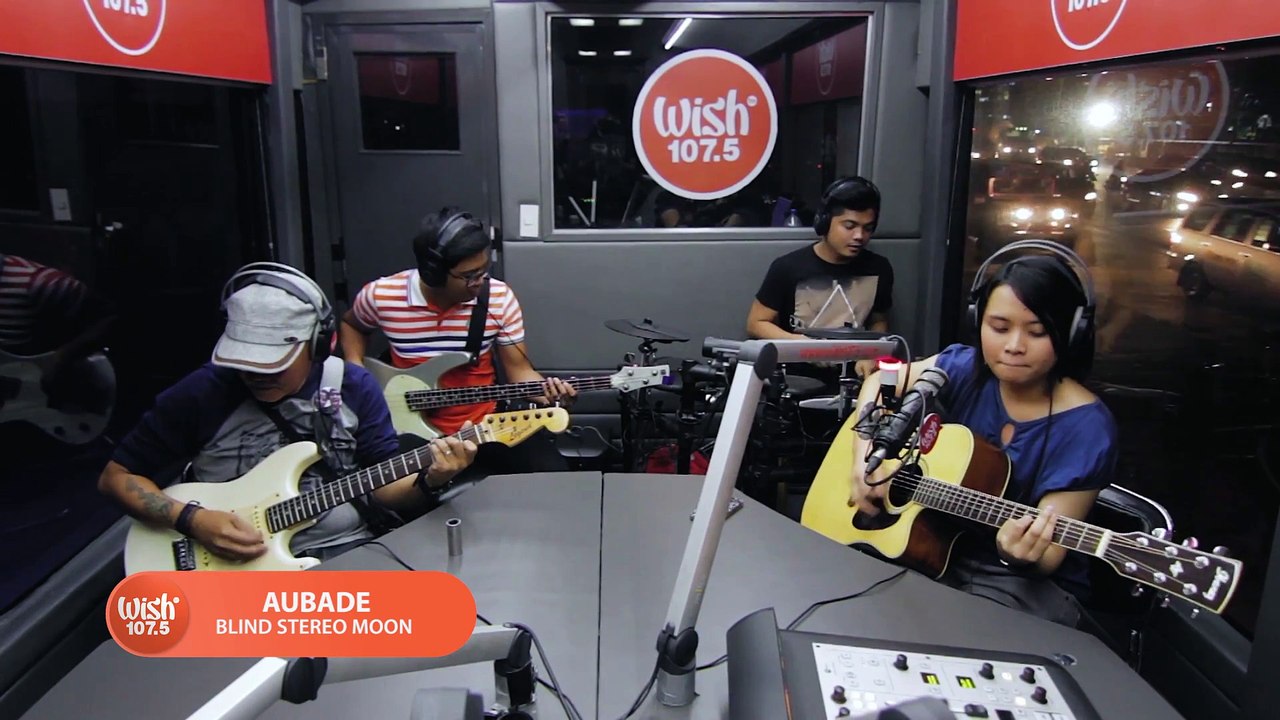 Blind Stereo Moon performs  Aubade  LIVE on Wish 107.5 Bus