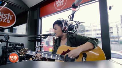 Zsaris performs  Alangan  LIVE on Wish 107.5 Bus