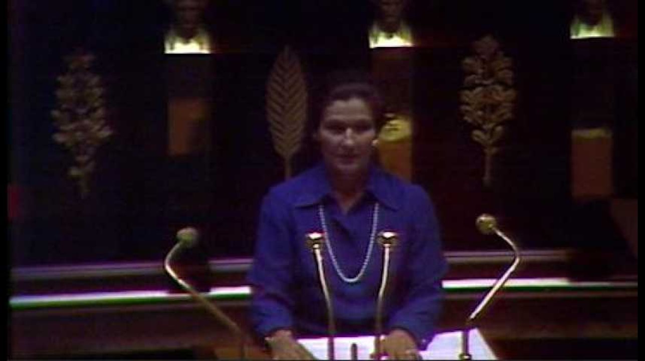 Le discours historique de Simone Veil pour le droit à l'avortement "devant une Assemblée d'hommes"