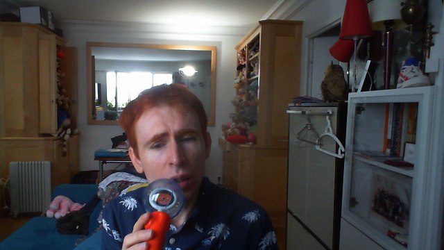 Wiwi égratigne undertow de Lisa Hannigan