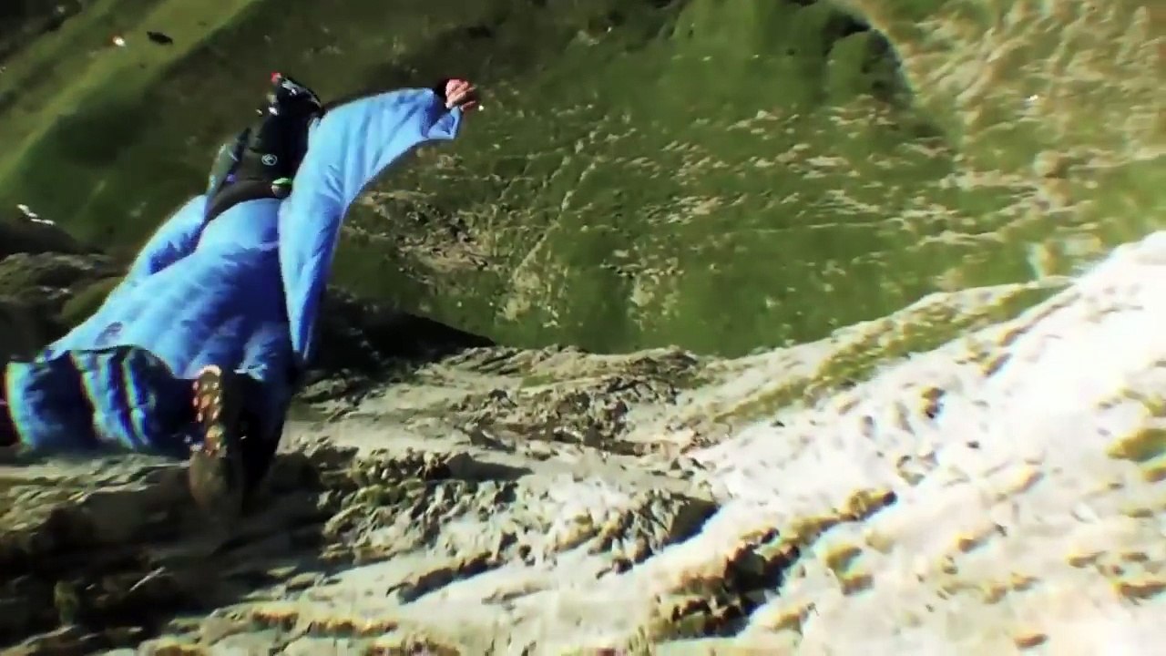 Extreme Wingsuit Compilation