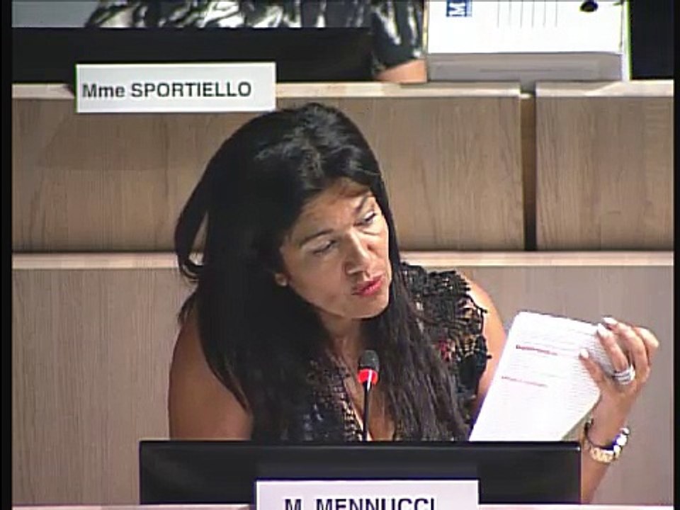 Samia Ghali intervient sur la situation des écoles à Marseille