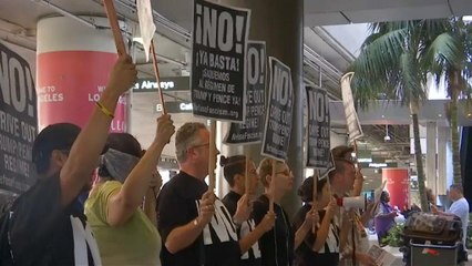 Protestas en aeropuertos de EEUU contra el decreto migratorio de Trump