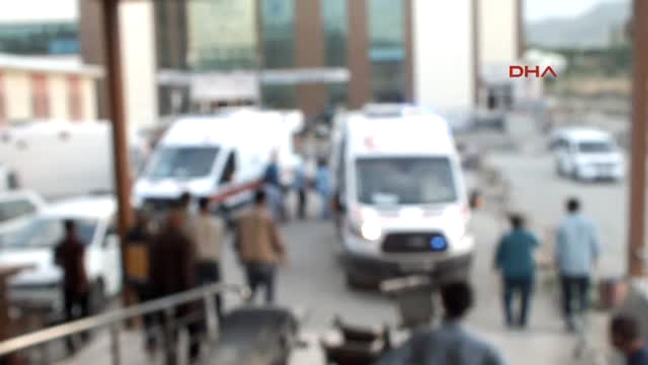 Kars Hastaneden Dönen Baba-Oğul Trafik Kazasında Öldü