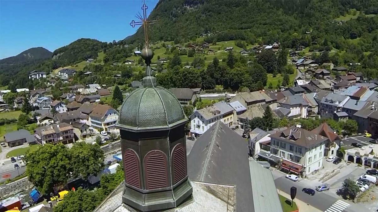 Vue d'ici : Taninges