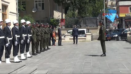 Kilis Valisi Tekinarslan, Göreve Başladı