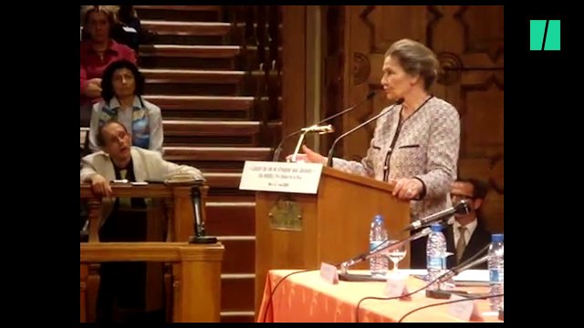 Simone Veil avait l'habitude de transformer ses interviews en leçons de vie