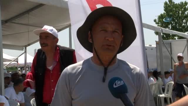 Kartal Belediye Başkanı Op. Dr. Altınok Öz: Güzel Bir Yürüyüş Oluyor, Hava Şartları ile Mücadele...