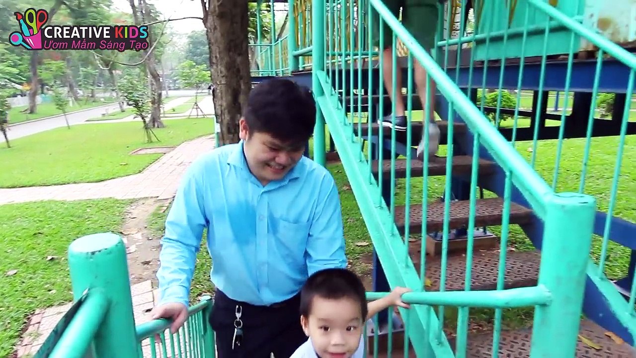 BÉ BÚN VÀ BÉ BẮP ĐI CHƠI CÔNG VIÊN LÁI TÀU RỒNG | Creative Kids