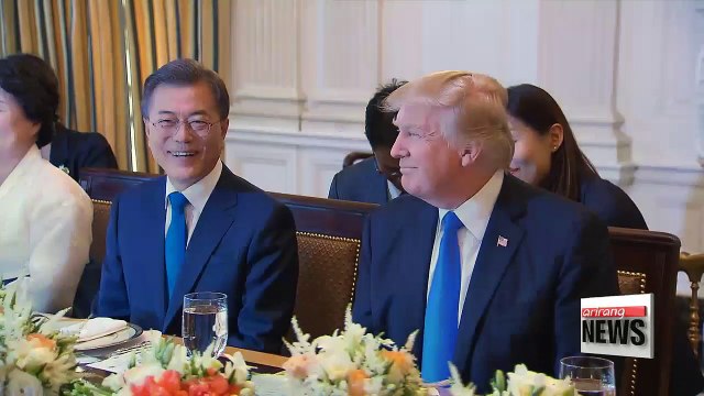 Presidents of South Korea, U.S. discuss new trade deal over Bibimbap dinner at White House