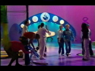 S Club 7 - Don't Stop Movin - Episode 6 - Hannah