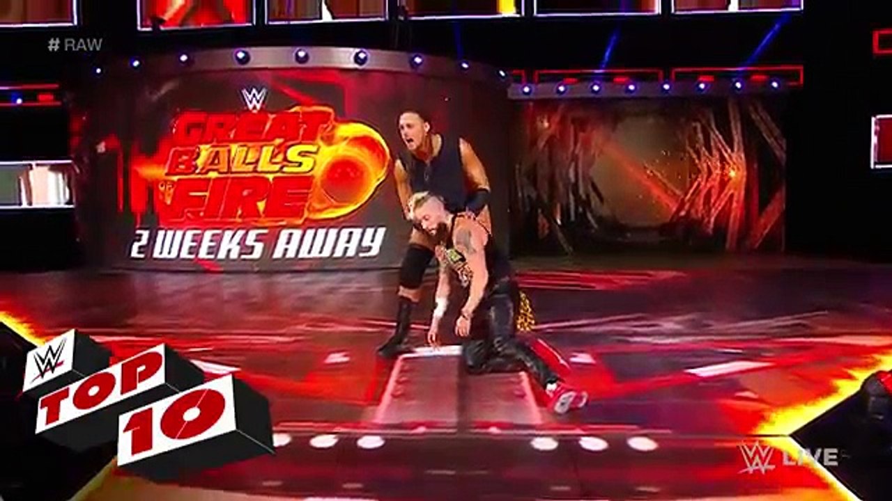 Top_10_Raw_moments_3A_WWE_Top_10_2017.mp4