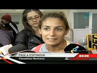 Clavadistas regresan a México tras participación en el Mundial de Natación