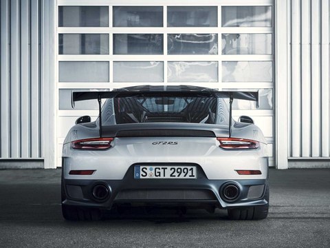 La Porsche 911 GT2 RS (2017) sur le circuit du Castellet