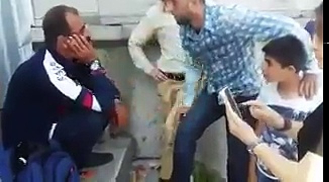 Eminönü'nde bir kadını 'böyle giyinme' diyerek taciz eden adama