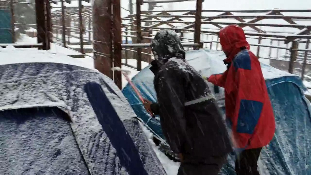 Snowfall in Chandanwari I Pahalgam I Tripaholic Indian