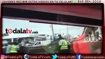 Video capta enfrentamiento entre chofer y agentes de AMET-Video