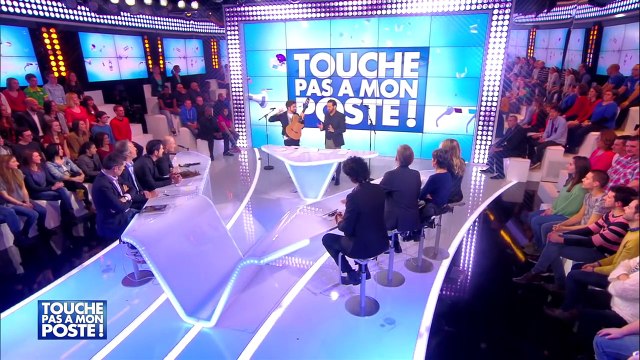 Kendji Girac et Cyril Hanouna chantent Color Gitano dans TPMP !