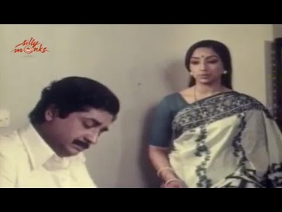 Lakshmi Trying To Convince Prem Nazir - "Vidaparayum Munpe" Malayalam Movie Scene