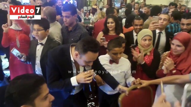 مها أحمد ترقص مع مصطفى قمر على أغنياته فى حفل زفاف نجل الفنان صبرى عبد المنعم