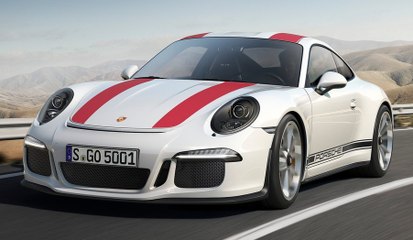 2018 Porsche 911 R VS Porsche 911 GT2 RS