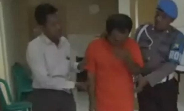 Rebutan Penumpang, Sopir Taksi Ini Ditangkap