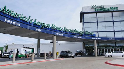 Testing Mattresses with Warren Buffett