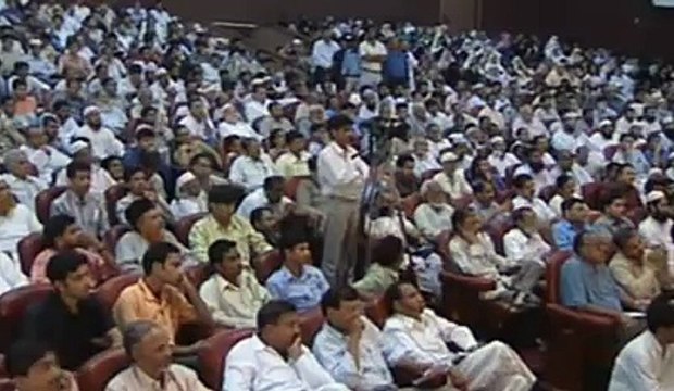 سبحان اللہ دیکھیں انڈیا کی ہندو پنڈت اسلام کے بارے میں کیا کہ رہا ہے۔ سب مسلمان ضرور شیئر کریں