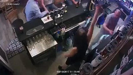 Ce patron de bar frappe sa femme et poste la vidéo sur facebook