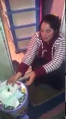 Eşine şiddet uygulayıp zorla dışkı yediren adam gözaltında