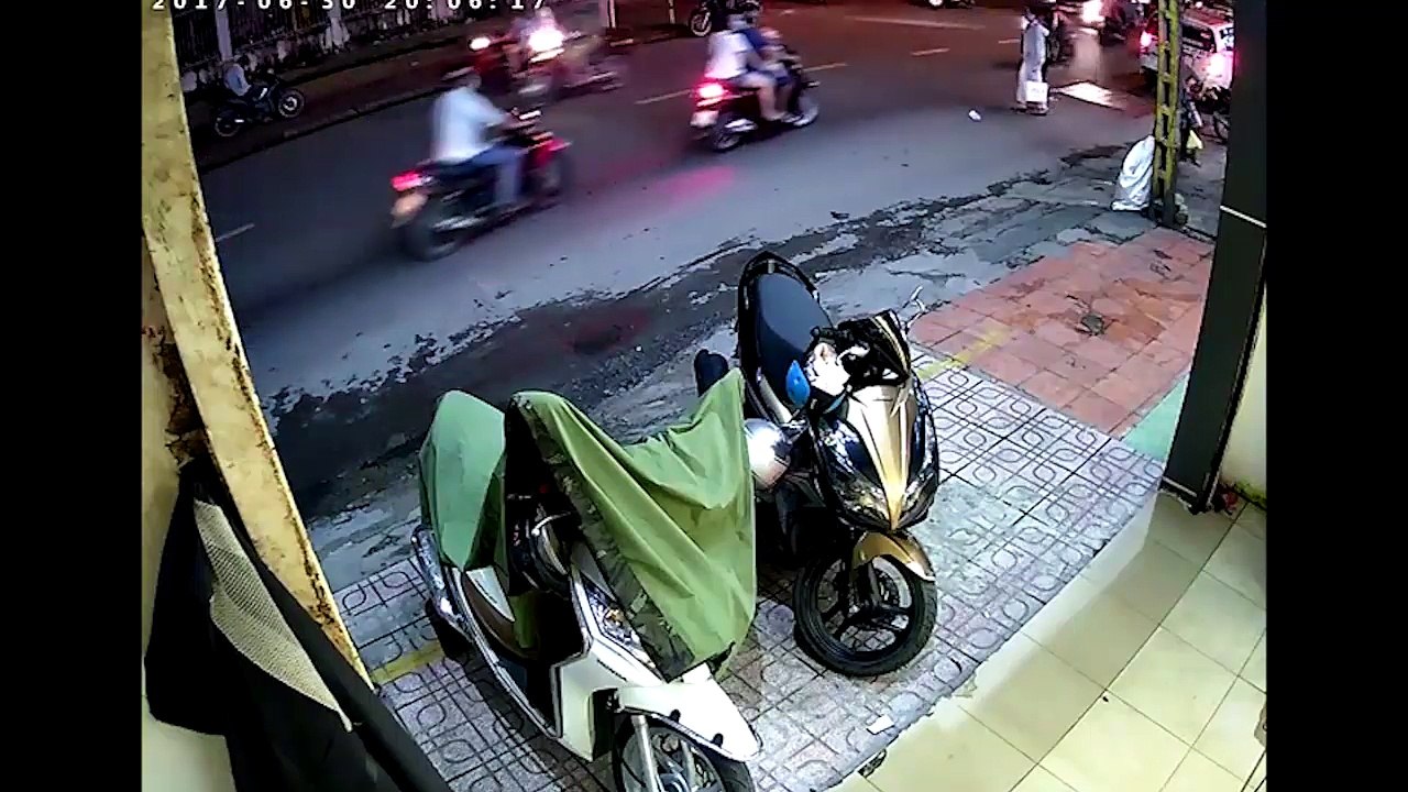 Một vụ trộm xe táo tợn nhưng cũng đầy hài hước