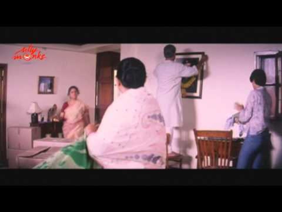 Thai Manne Vanakkam Movie Scene 29 - Sanjay Suri, Om Puri, Gul Panag