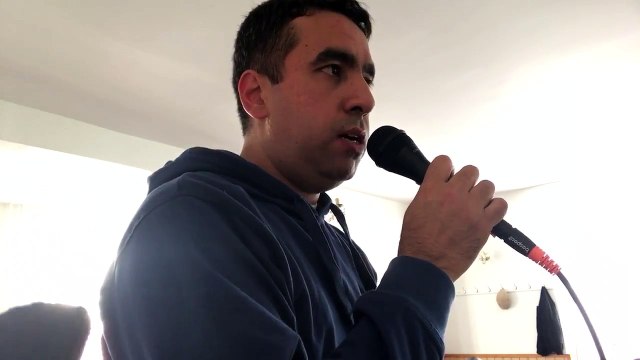 Hafiz Metin Demirtas. Cuma namazi hutbe öncesi. Ahzab suresi, ayet 56. Kopenhag Kocatepe Camii. Arap agzi Kuran. Peygambere salat ve selam. Arap makami Kuran. Müthis kiraat Arap makami Kuran. seyh Abdussamed taklit. Sheikh Abdussamed. Kuran dinle.9-6-2017