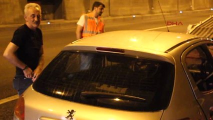 Bolu Dağı Tüneli'nde Otomobildeki Yangını Itfaiye Söndürdü
