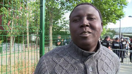 Paris: près de 1.200 migrants Porte de la Chapelle