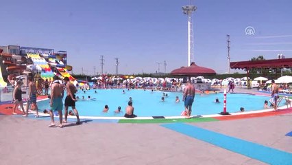 Sıcak Hava, Deniz, Havuz ve Parklara Akın Ettirdi