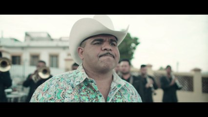 Chuy Lizárraga y Su Banda Tierra Sinaloense - Casada O No