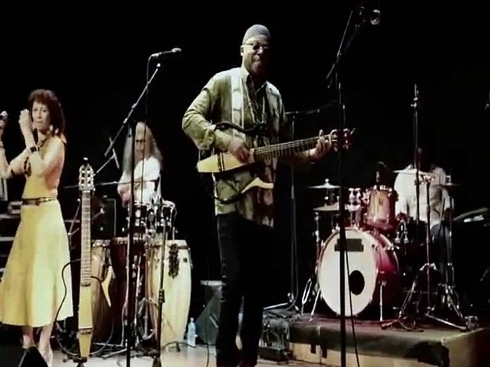 C'est La Vie Live, Mai 2016 - Henri Dikongue