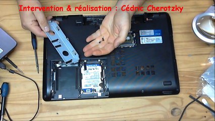 Asus X73 B réparation prise alimentation 1 sur 2