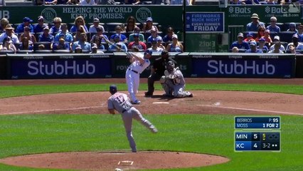 Brandon Moss With A Stunning Hit vs Twins!