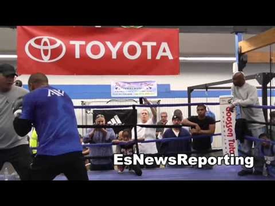 andre ward beast mode on mitts - EsNews Boxing