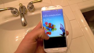 Samsung Galaxy S4 Water Damage Test