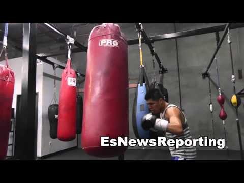 pelos garcia working out at the robert garcia boxing academy EsNews Boxing