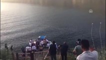 Yangın Söndürme Helikopteri Baraja Düştü