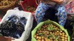 Roundabout around a fruit market and snacks of Cambodia