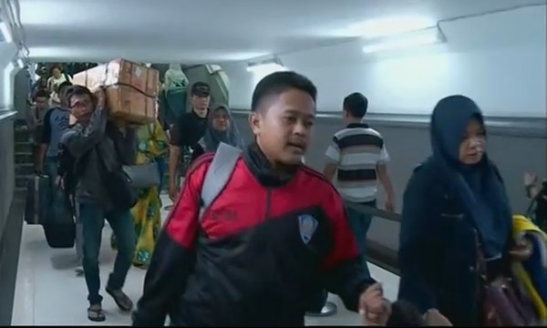 Hari ini Diprediksi Jadi Puncak Arus Balik di Stasiun Senen