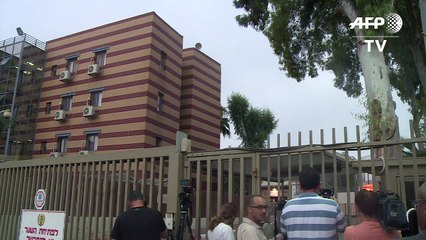 اطلاق سراح رئيس الوزراء الاسرائيلي السابق ايهود اولمرت من السجن